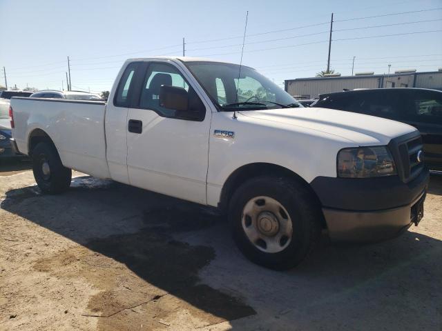 1FTRF12W28KE88154 - 2008 FORD F150 WHITE photo 4