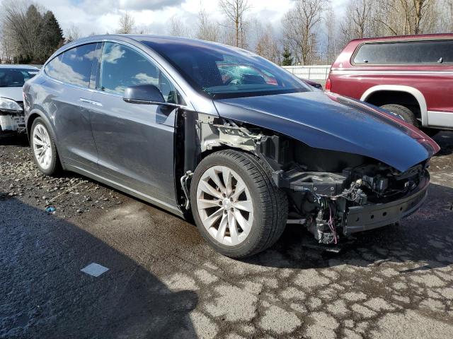 5YJXCBE24HF048089 - 2017 TESLA MODEL X GRAY photo 4