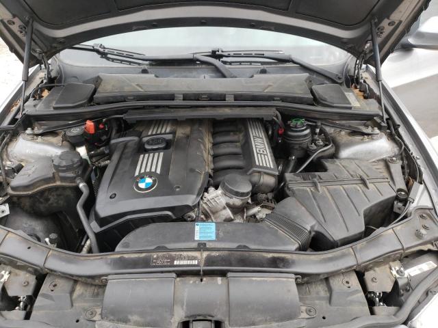 WBAPH77559NM46367 - 2009 BMW 328I I GRAY photo 11