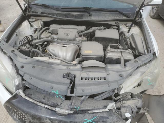 4T1BF1FK0FU958607 - 2015 TOYOTA CAMRY LE WHITE photo 11