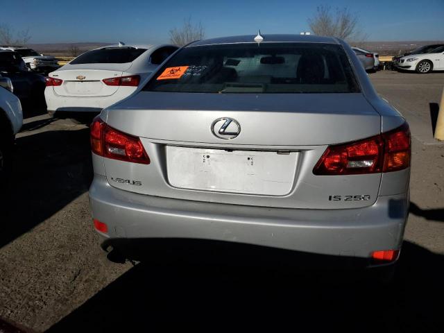 JTHBK262782073016 - 2008 LEXUS IS 250 SILVER photo 6