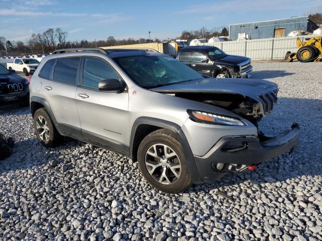 1C4PJMBS6EW132203 - 2014 JEEP CHEROKEE TRAILHAWK SILVER photo 4