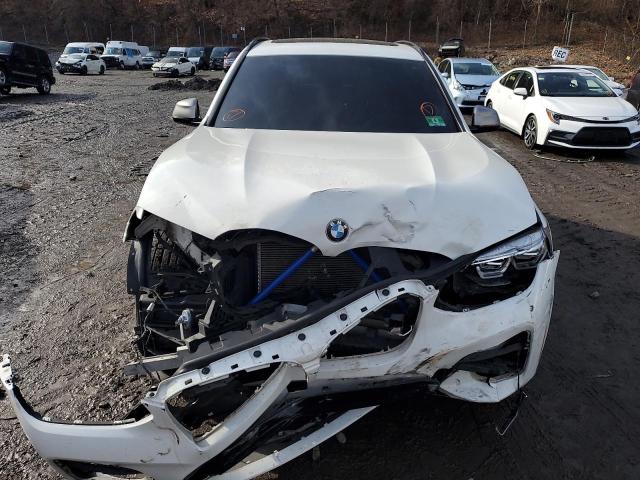 5UXTS3C50J0Y99510 - 2018 BMW X3 XDRIVEM40I WHITE photo 5