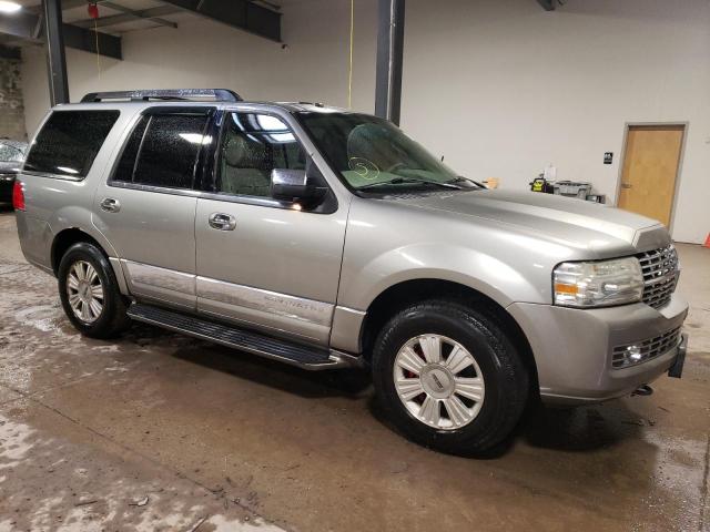 5LMFU28568LJ18759 - 2008 LINCOLN NAVIGATOR 银色 照片 4