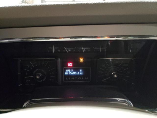 5LMFU28568LJ18759 - 2008 LINCOLN NAVIGATOR 银色 照片 9