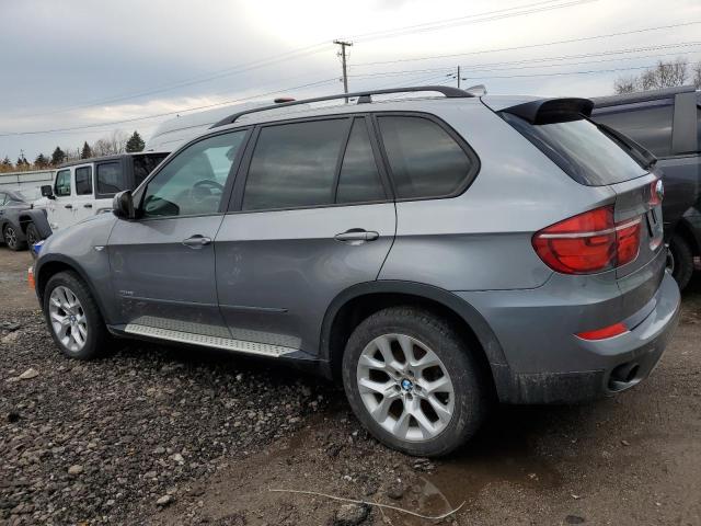 5UXZV4C52CL748578 - 2012 BMW X5 XDRIVE3 SILVER photo 2