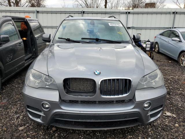 5UXZV4C52CL748578 - 2012 BMW X5 XDRIVE3 SILVER photo 5