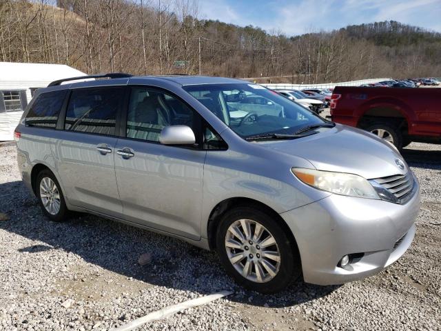 5TDDK3DC3CS038101 - 2012 TOYOTA SIENNA XLE SILVER photo 4