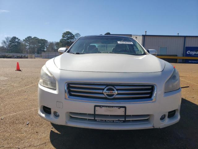 1N4AA5AP4DC837872 - 2013 NISSAN MAXIMA S WHITE photo 5