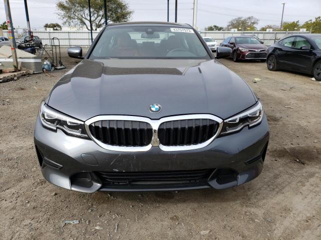 3MW5R7J00N8C61240 - 2022 BMW 330XI GRAY photo 5