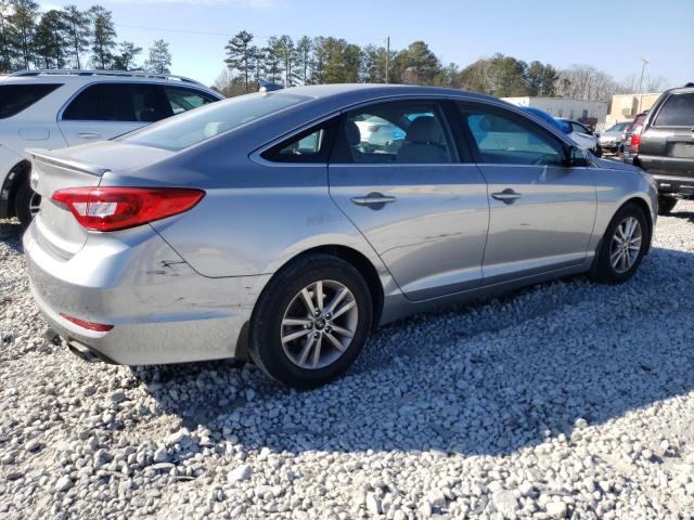 5NPE24AF5HH438019 - 2017 HYUNDAI SONATA SE SILVER photo 3