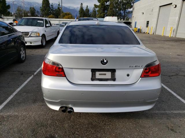 WBANB33555B116179 - 2005 BMW 545 I SILVER photo 6