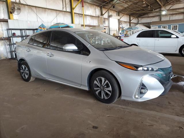 JTDKARFP6H3005891 - 2017 TOYOTA PRIUS PRIM 银色 照片 4