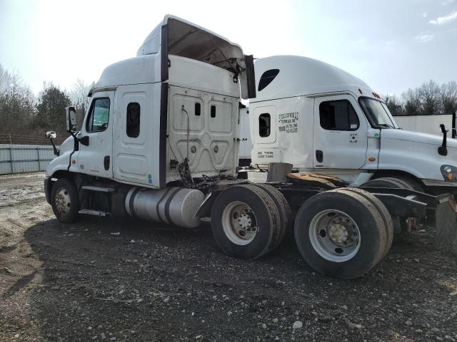 1FUJGLD57GLHH3510 - 2016 FREIGHTLINER CASCADIA 1 WHITE photo 3