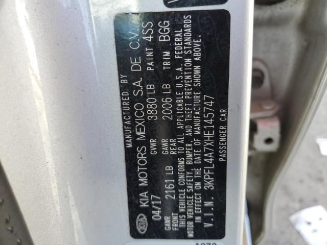 3KPFL4A7XHE145747 - 2017 KIA FORTE LX GRAY photo 13