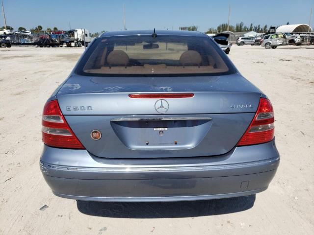 WDBUF83J75X173093 - 2005 MERCEDES-BENZ E 500 4MATIC BLUE photo 6