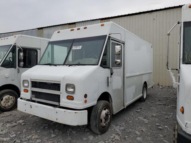 4UZA4FF47TC781359 - 1996 FREIGHTLINER CHASSIS M LINE WALK-IN VAN WHITE photo 2