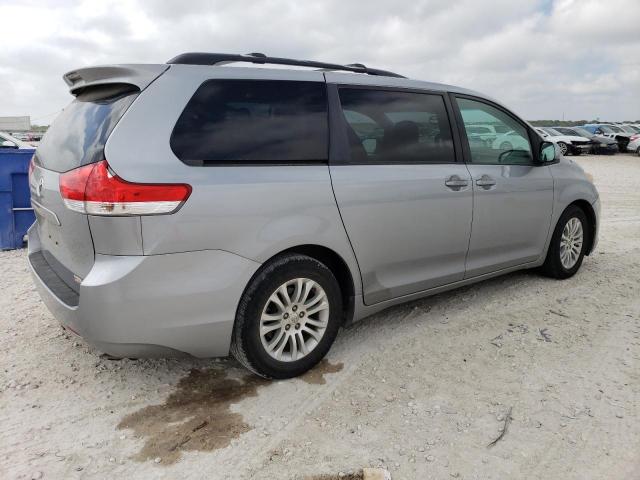 5TDYK3DCXBS056949 - 2011 TOYOTA SIENNA XLE SILVER photo 3