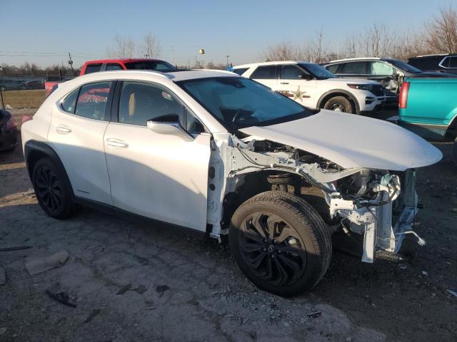 JTHP9JBH4M2053595 - 2021 LEXUS UX 250H WHITE photo 4