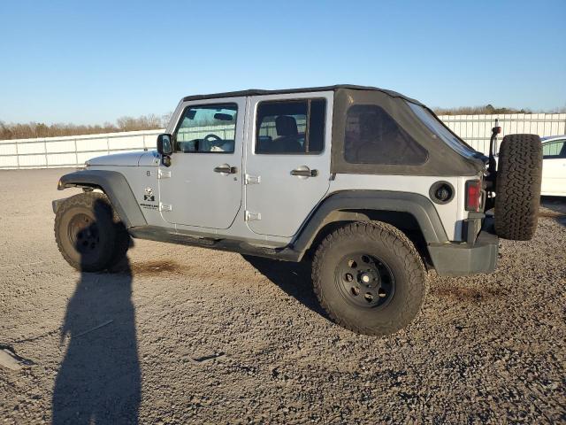 1J4GA39177L162736 - 2007 JEEP WRANGLER X SILVER photo 2