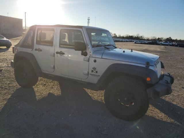 1J4GA39177L162736 - 2007 JEEP WRANGLER X SILVER photo 4