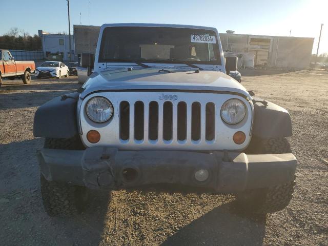 1J4GA39177L162736 - 2007 JEEP WRANGLER X SILVER photo 5