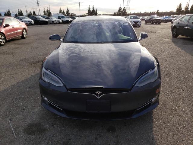 5YJSA1E2XLF391623 - 2020 TESLA MODEL S Մոխրագույն լուսանկար 5