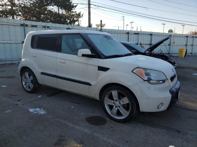 KNDJT2A22A7033808 - 2010 KIA SOUL + CREAM photo 4