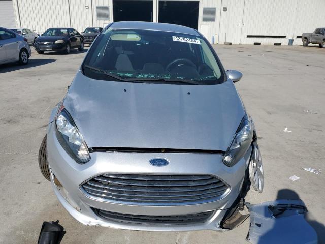 3FADP4EJ5KM124647 - 2019 FORD FIESTA SE SILVER photo 5