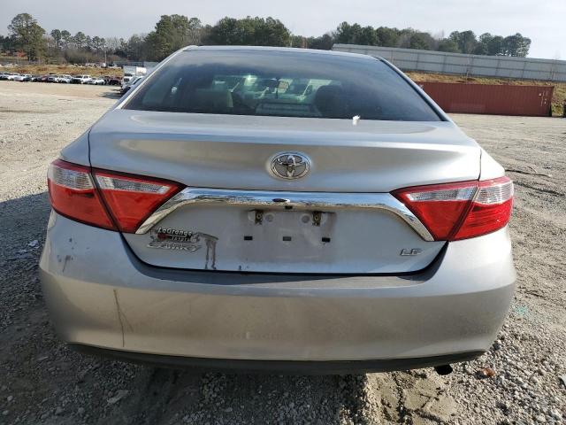 4T1BF1FK8HU716747 - 2017 TOYOTA CAMRY LE SILVER photo 6