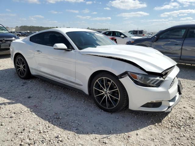 1FA6P8TH8G5267475 - 2016 FORD MUSTANG WHITE photo 4