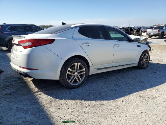 5XXGR4A60DG141945 - 2013 KIA OPTIMA SX WHITE photo 3