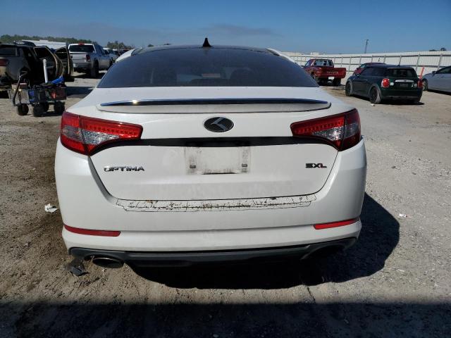 5XXGR4A60DG141945 - 2013 KIA OPTIMA SX WHITE photo 6