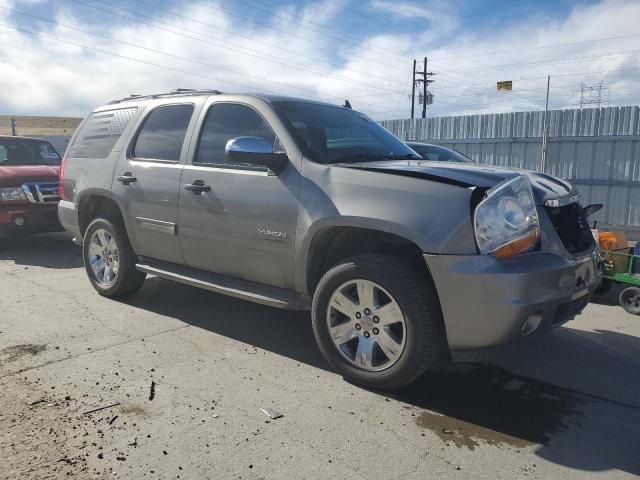 1GKS2CE05CR206898 - 2012 GMC YUKON SLT GRAY photo 4