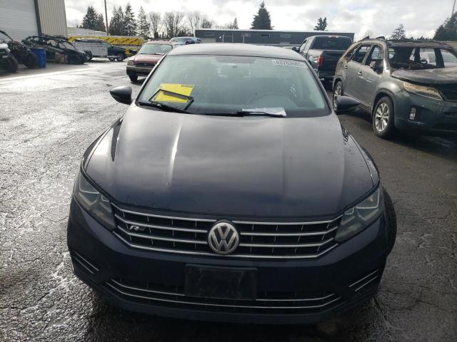 1VWDT7A30HC037101 - 2017 VOLKSWAGEN PASSAT R-LINE შავი ფოტო 5