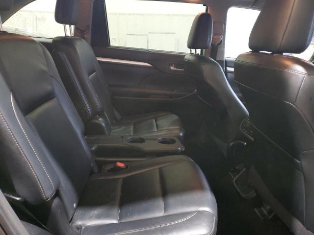 5TDKKRFH9GS126496 - 2016 TOYOTA HIGHLANDER XLE 灰色 照片 11