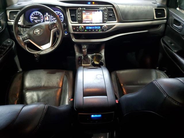 5TDKKRFH9GS126496 - 2016 TOYOTA HIGHLANDER XLE 灰色 照片 8