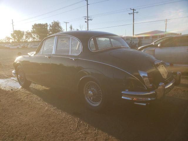 P216518DN - 1961 JAGUAR MARK II GREEN photo 2