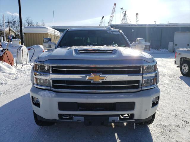 1GC1KUEY9KF206177 - 2019 CHEVROLET SILVERADO K2500 HIGH COUNTRY WHITE photo 5