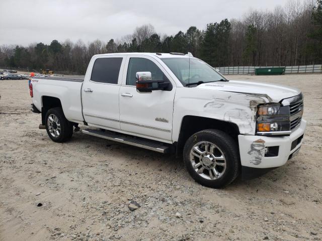 1GC1KXE88GF158518 - 2016 CHEVROLET silverado K2500 HIGH COUNTRY WHITE photo 4