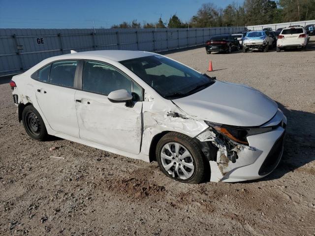 5YFEPMAE8MP234448 - 2021 TOYOTA COROLLA LE WHITE photo 4