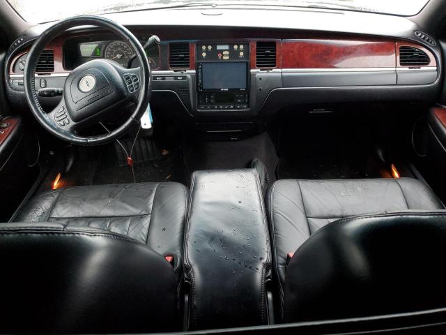 1L1FM81W14Y667731 - 2004 LINCOLN TOWN CAR EXECUTIVE BLACK photo 8