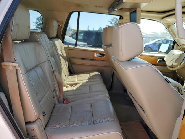 5LMFU27518LJ08979 - 2008 LINCOLN NAVIGATOR 白色 照片 11