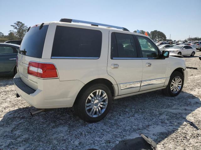 5LMFU27518LJ08979 - 2008 LINCOLN NAVIGATOR WHITE photo 3