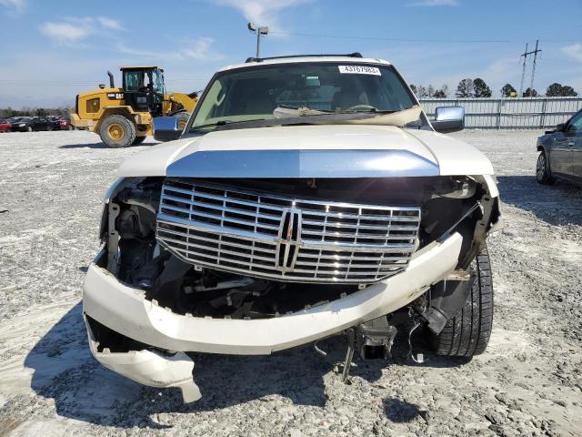 5LMFU27518LJ08979 - 2008 LINCOLN NAVIGATOR WHITE photo 5