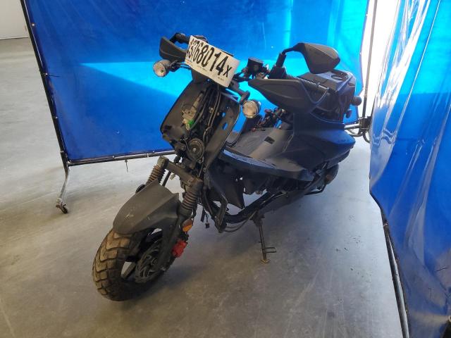 RFGBSSLA8NX002318 - 2022 OTHR 150 SCOOTE BLACK photo 2