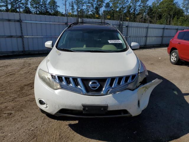 JN8AZ1MU4AW004925 - 2010 NISSAN MURANO S WHITE photo 5