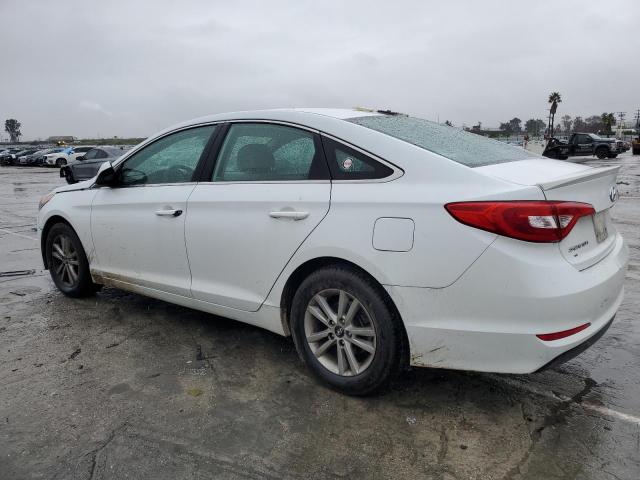 5NPE24AF8FH118450 - 2015 HYUNDAI SONATA SE WHITE photo 2