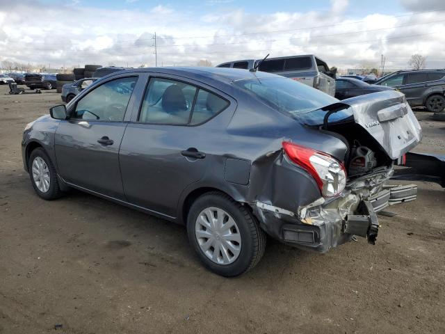 3N1CN7AP5JL858543 - 2018 NISSAN VERSA S GRAY photo 2