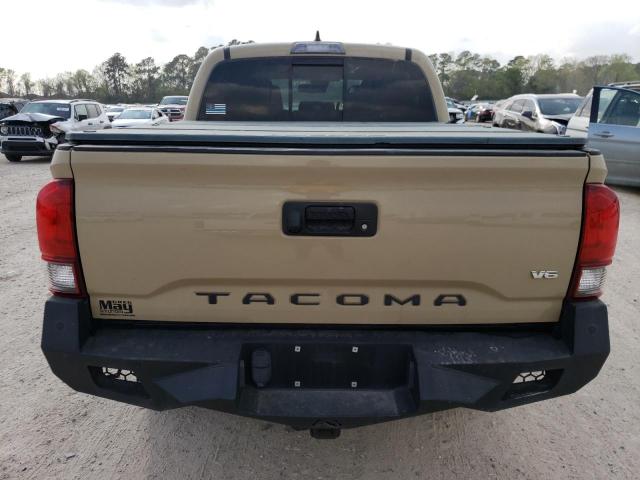 5TFAZ5CN2JX060918 - 2018 TOYOTA TACOMA DOUBLE CAB 棕色 照片 6